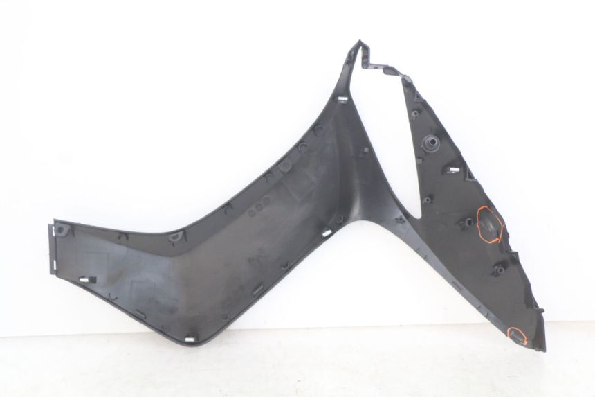 photo de FLANC LATERAL AVANT DROIT KYMCO AGILITY 16+ 4T 50 (2018 - 2023)