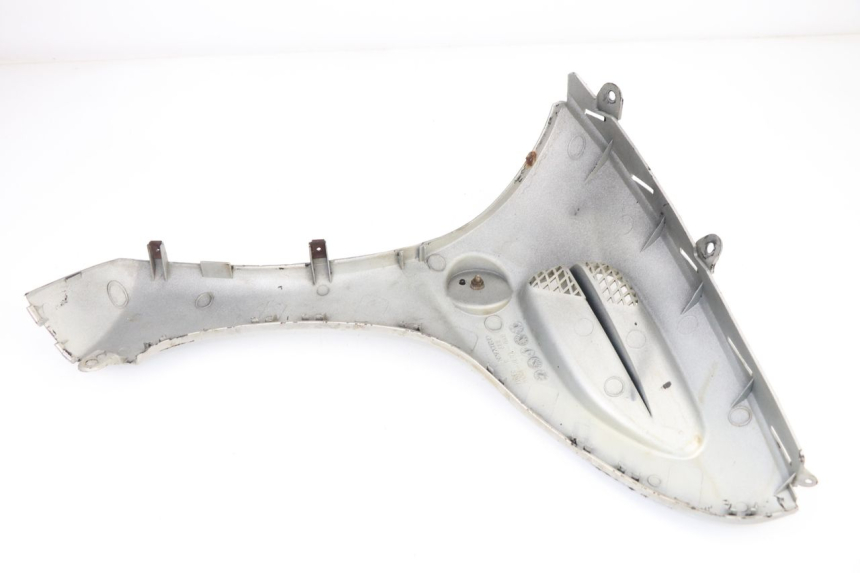 photo de FLANC LATERAL AVANT DROIT KYMCO COBRA 100 (1998 - 2003) - Zoom état d’usage