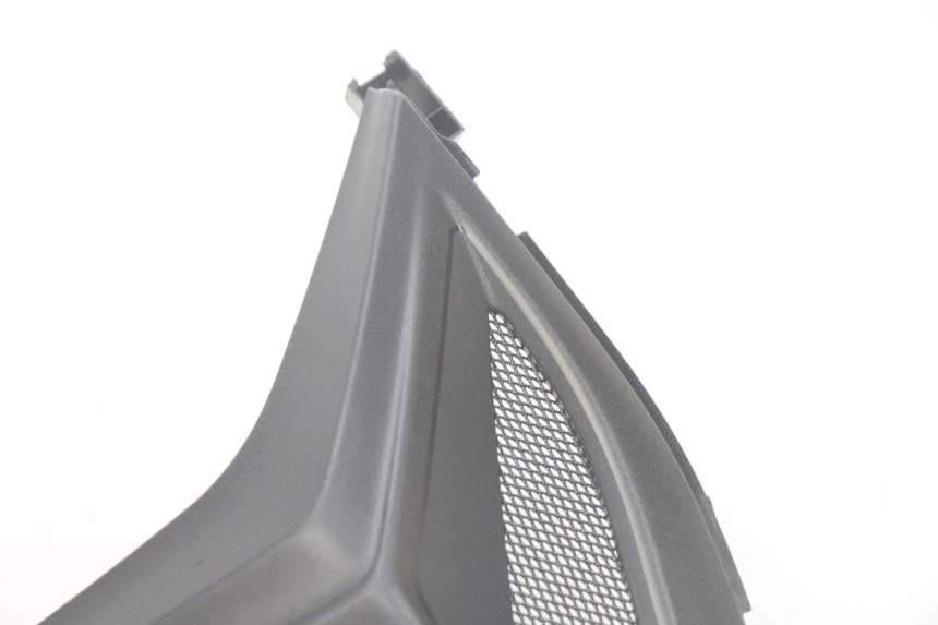 photo de FLANC LATERAL AVANT DROIT PIAGGIO MP3 HPE 300 (2019 - 2026) - Détail de la pièce