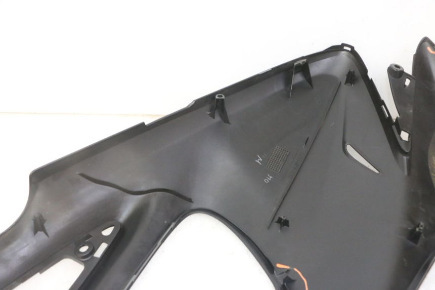 photo de FLANC LATERAL AVANT DROIT HONDA NTV DEAUVILLE ABS 700 (2007 - 2016)