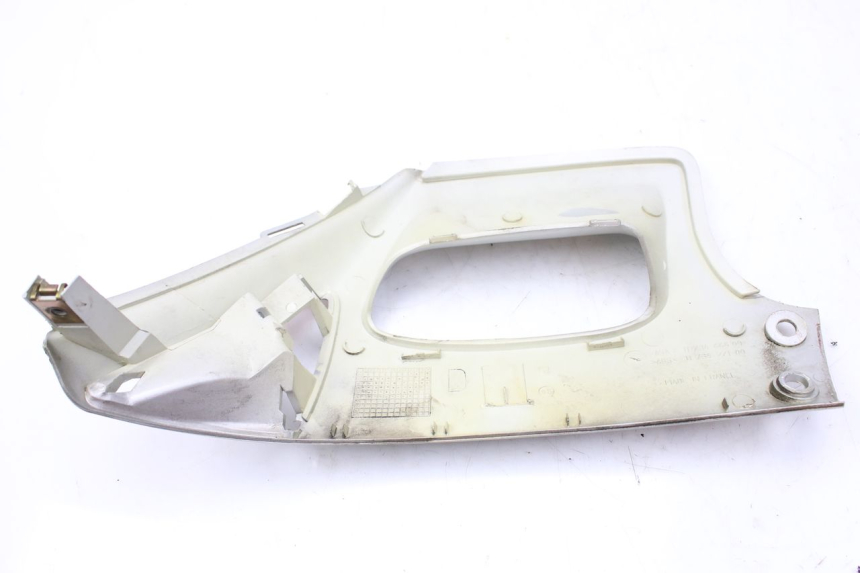 photo de FLANC LATERAL AVANT DROIT PEUGEOT SPEEDFIGHT LC 50 (1996 - 2002)