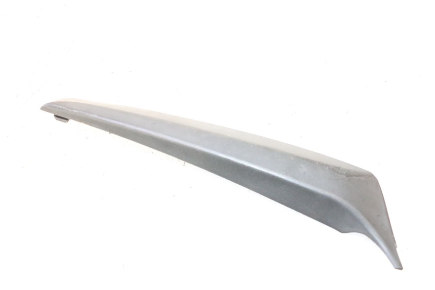 photo de FLANC LATERAL AVANT DROIT APRILIA SR MOTARD 50 (2012 - 2018) - Vue principale