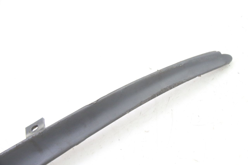 photo de FLANC LATERAL AVANT DROIT PIAGGIO SUPER LX 125 (2000 - 2003)