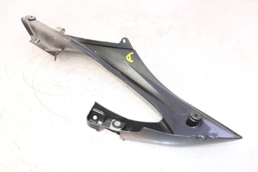 photo de FLANC LATERAL AVANT DROIT SUPERIEUR YAMAHA YZF R6 600 (2008 - 2009) - Vue produit