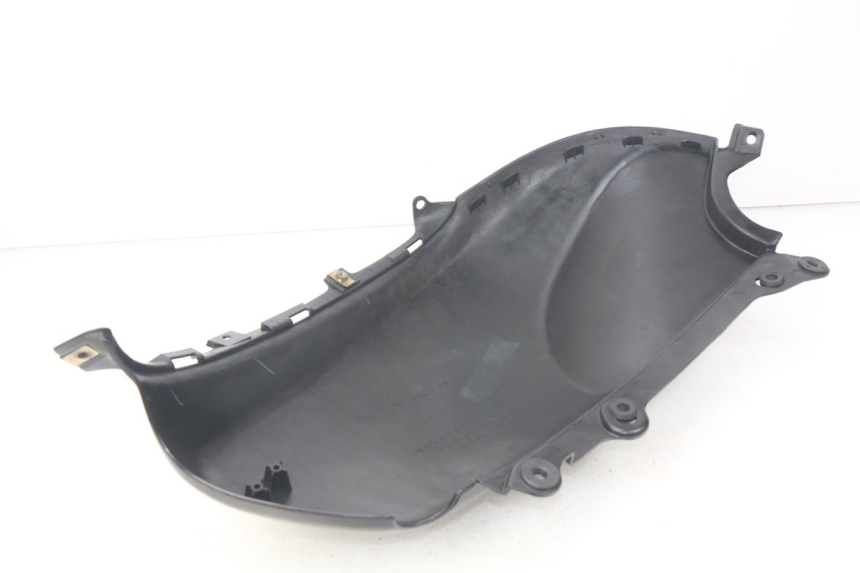 photo de FLANC LATERAL AVANT DROIT SUZUKI XF FREEWIND 650 (1997 - 2003)