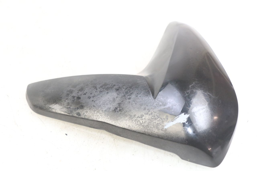 photo de FLANC LATERAL AVANT DROIT SYM WOLF SB 125 (2011 - 2018)