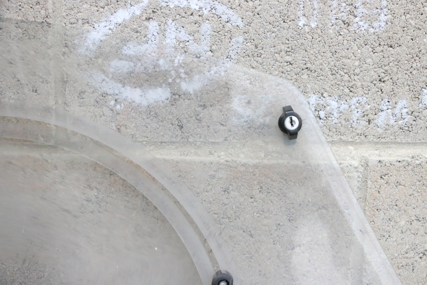 photo de FLANC LATERAL AVANT DROIT RENAULT TWIZY 45 (2012 - 2019) - Vue d’ensemble