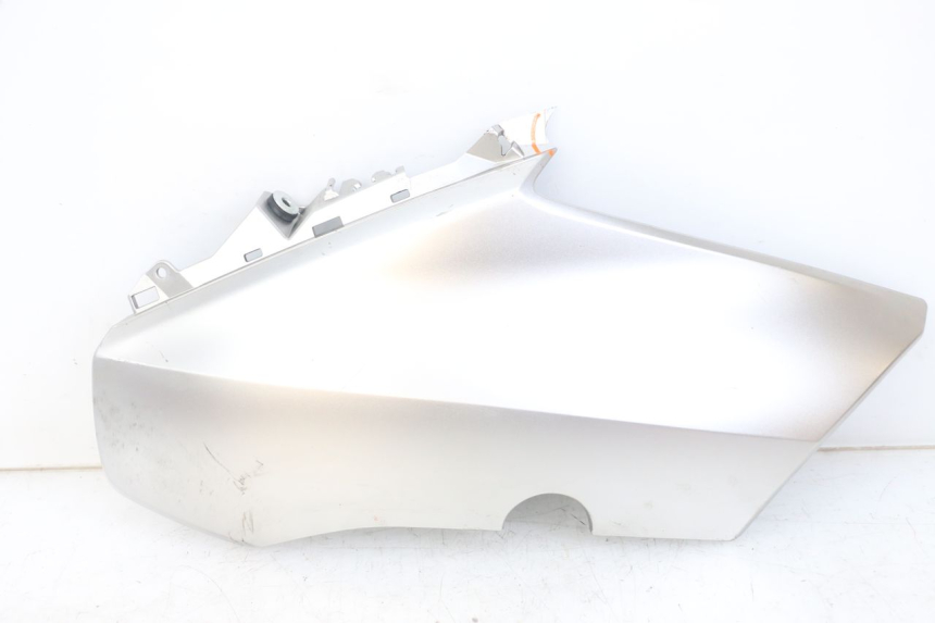 photo de FLANC LATERAL AVANT DROIT YAMAHA XMAX X-MAX ABS 125 (2017 - 2020)