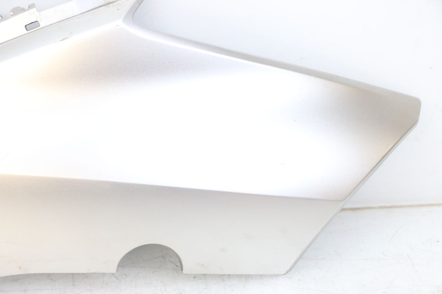 photo de FLANC LATERAL AVANT DROIT YAMAHA XMAX X-MAX ABS 125 (2017 - 2020)