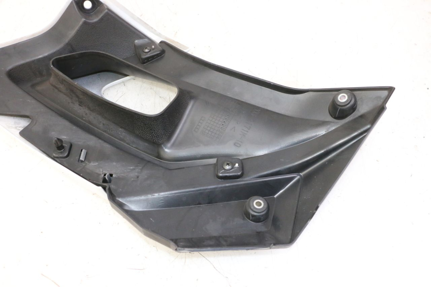 photo de FLANC LATERAL AVANT DROIT YAMAHA XJ6 ABS 600 (2008 - 2016)