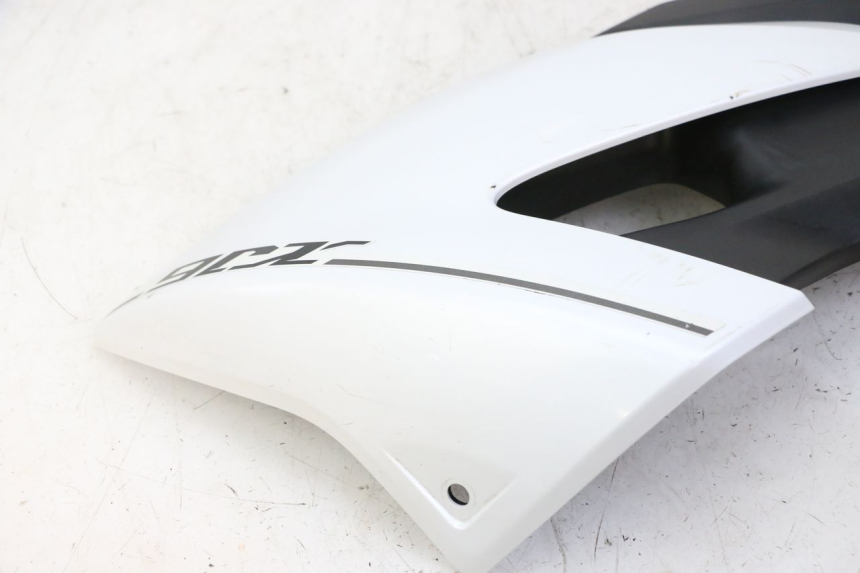 photo de FLANC LATERAL AVANT DROIT YAMAHA XJ6 ABS 600 (2008 - 2016)