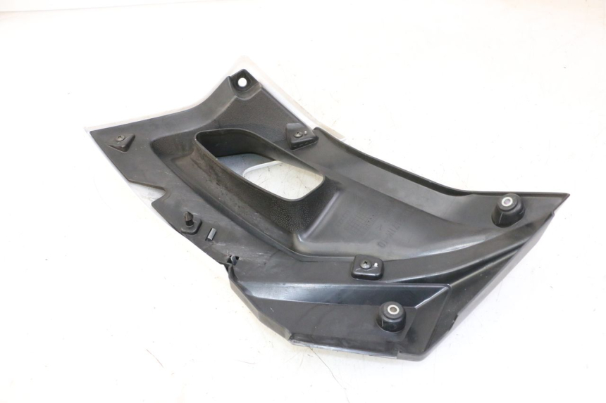 photo de FLANC LATERAL AVANT DROIT YAMAHA XJ6 ABS 600 (2008 - 2016)