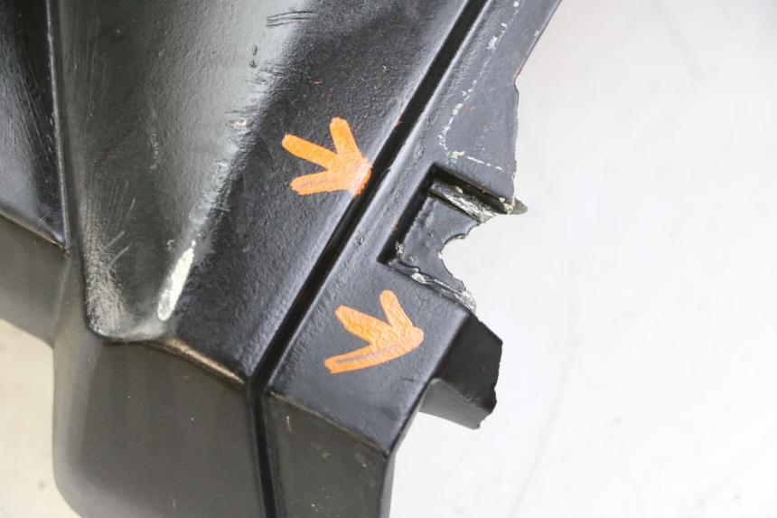photo de FLANC LATERAL AVANT DROIT YAMAHA TZR 50 (2008 - 2016)