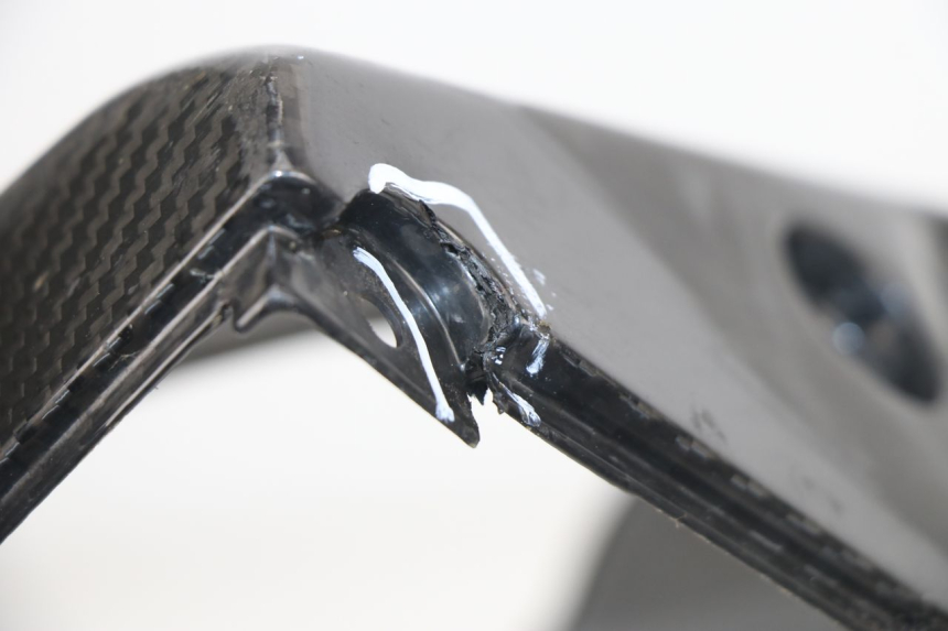 photo de FLANC LATERAL AVANT DROIT YAMAHA YZF R1M R1 M 1000 (2015 - 2020)