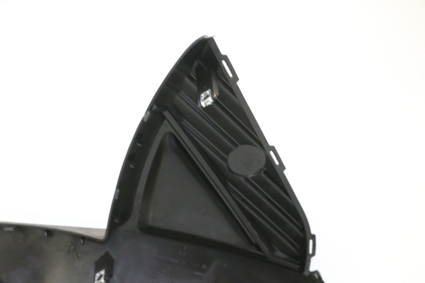 photo de FLANC LATERAL AVANT GAUCHE QUADRO 4 4D 350 (2015 - 2018)