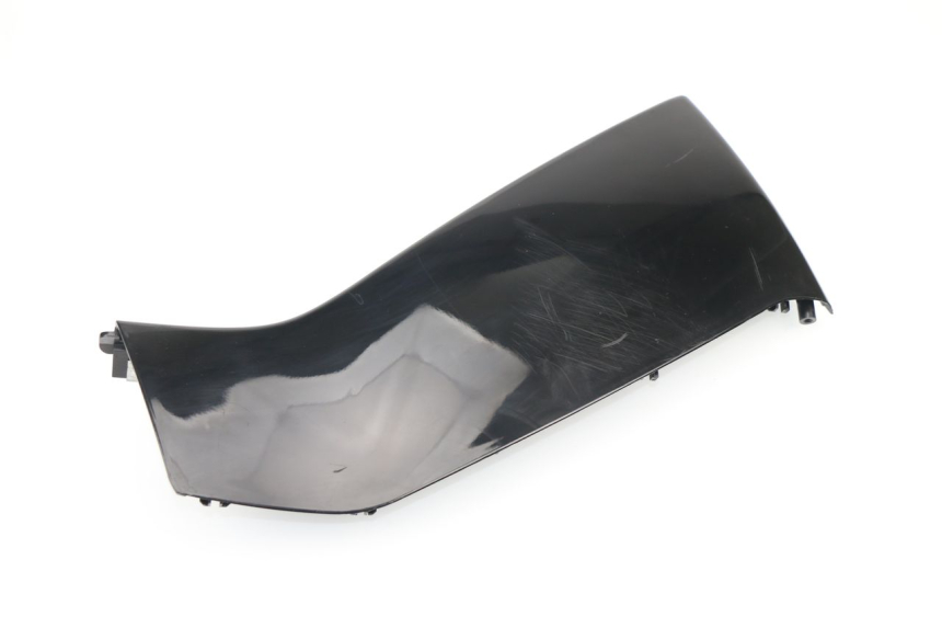 photo de FLANC LATERAL AVANT GAUCHE APRILIA SPORT CITY 2T 50 (2008 - 2012)