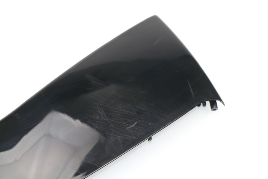 photo de FLANC LATERAL AVANT GAUCHE APRILIA SPORT CITY 2T 50 (2008 - 2012)