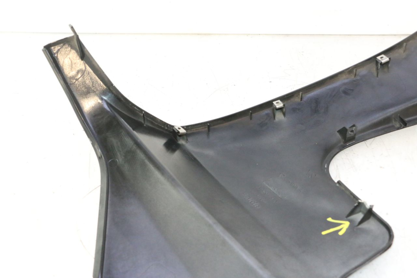 photo de FLANC LATERAL AVANT GAUCHE APRILIA ATLANTIC S 125 (2010 - 2013) - Photo complémentaire