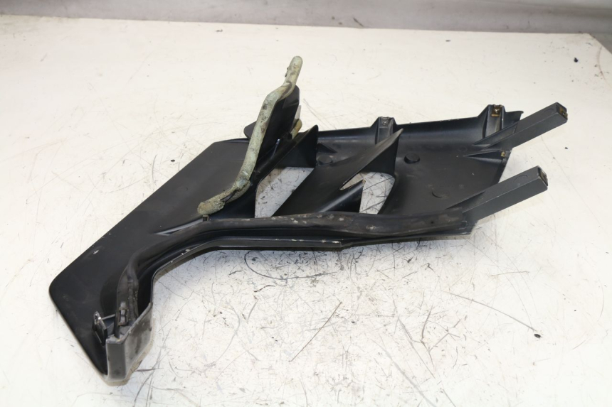 photo de FLANC LATERAL AVANT GAUCHE BMW K 75 RT 750 (1989 - 1997)