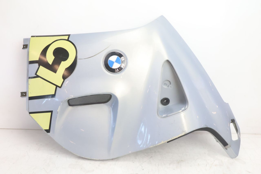 photo de FLANC LATERAL AVANT GAUCHE BMW C1 125 (2000 - 2003) - Points de fixation