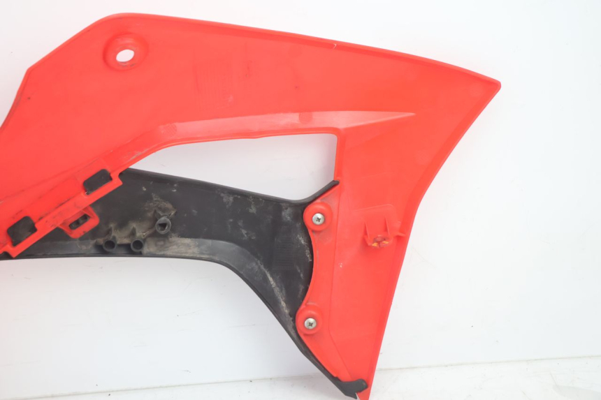 photo de FLANC LATERAL AVANT GAUCHE HONDA CRF CR-F 125 (2020 - 2021) - État de surface