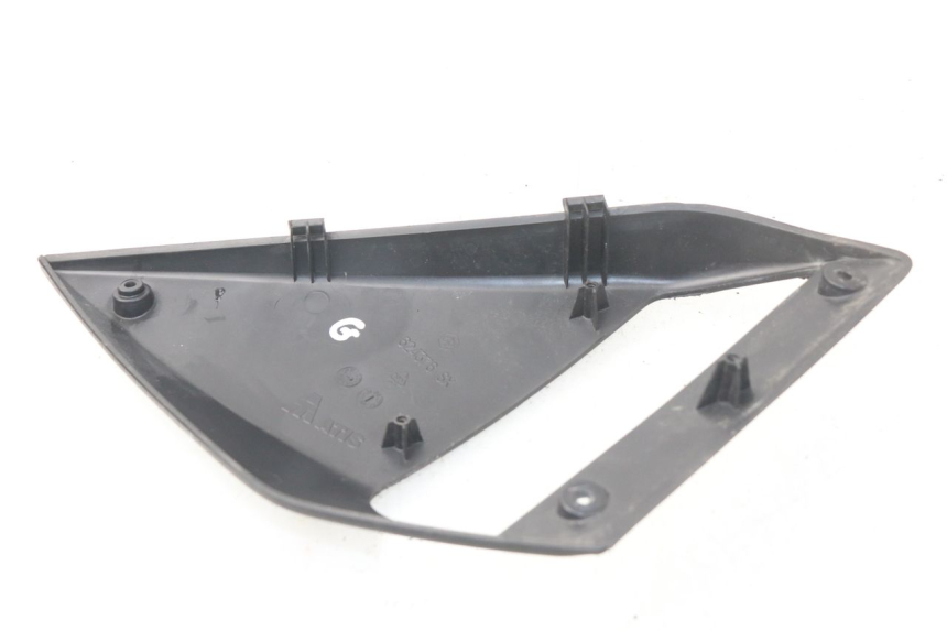 photo de FLANC LATERAL AVANT GAUCHE GILERA NEXUS 125 (2009 - 2013)