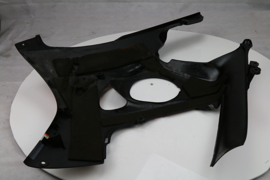photo de FLANC LATERAL AVANT GAUCHE HONDA CBR F 600 (1996 - 1998)