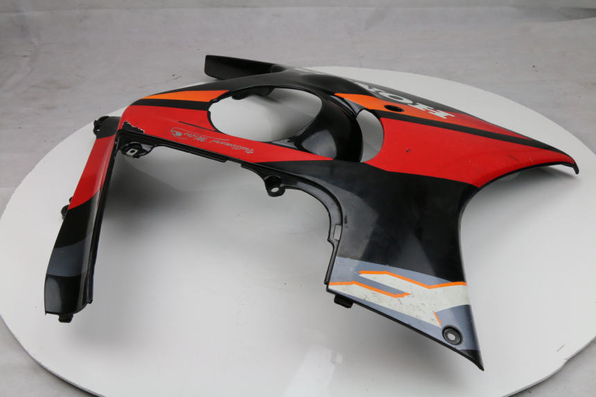 photo de FLANC LATERAL AVANT GAUCHE HONDA CBR F 600 (1996 - 1998)
