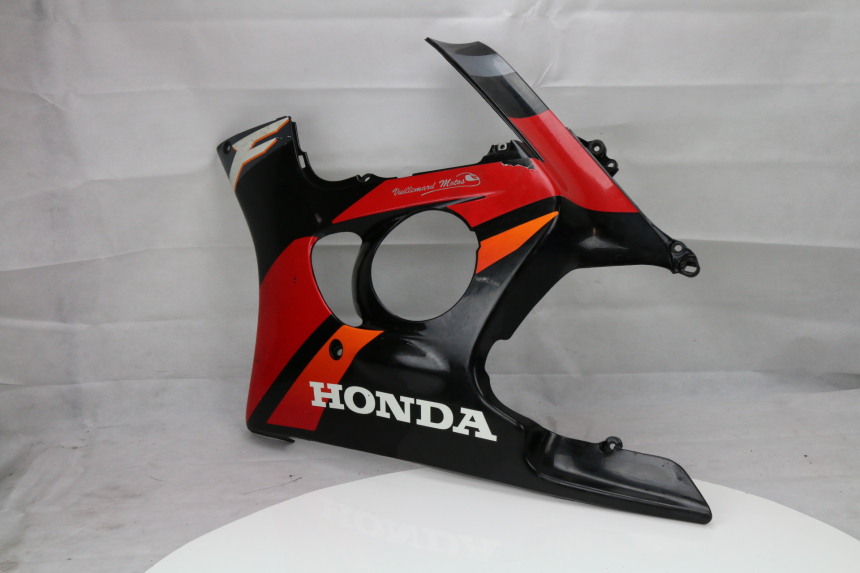 photo de FLANC LATERAL AVANT GAUCHE HONDA CBR F 600 (1996 - 1998)