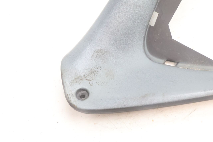 photo de FLANC LATERAL AVANT GAUCHE INFERIEUR GILERA RUNNER SP 50 (2002 - 2004) - État de surface