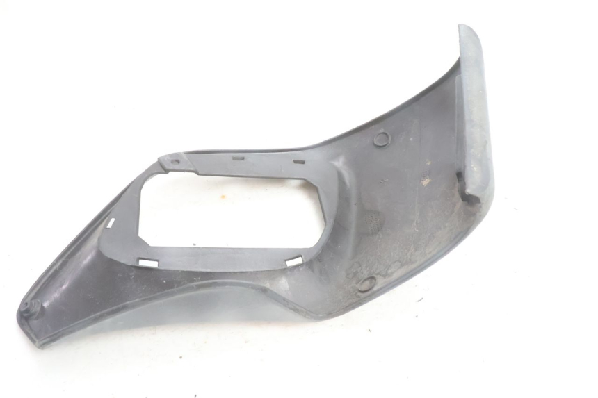 photo de FLANC LATERAL AVANT GAUCHE INFERIEUR GILERA RUNNER SP 50 (2002 - 2004) - Marquages et références
