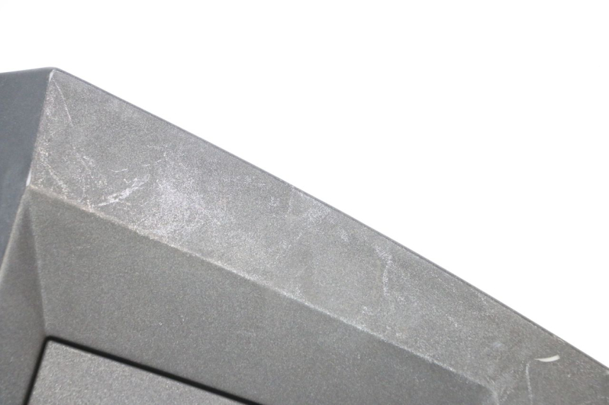 photo de FLANC LATERAL AVANT GAUCHE KEEWAY MATRIX RX9 125 (2006 - 2007) - Zoom état d’usage