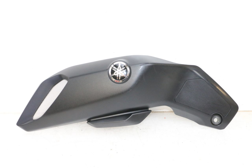 photo de FLANC LATERAL AVANT GAUCHE YAMAHA MT-07 MT07 ABS 700 (2018 - 2020) - Vue principale