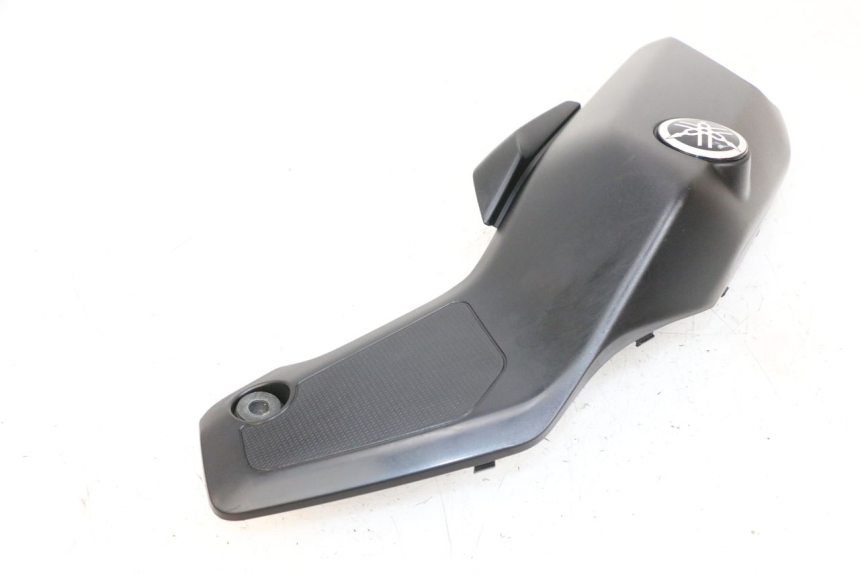 photo de FLANC LATERAL AVANT GAUCHE YAMAHA MT-07 MT07 ABS 700 (2018 - 2020) - Pièce contrôlée