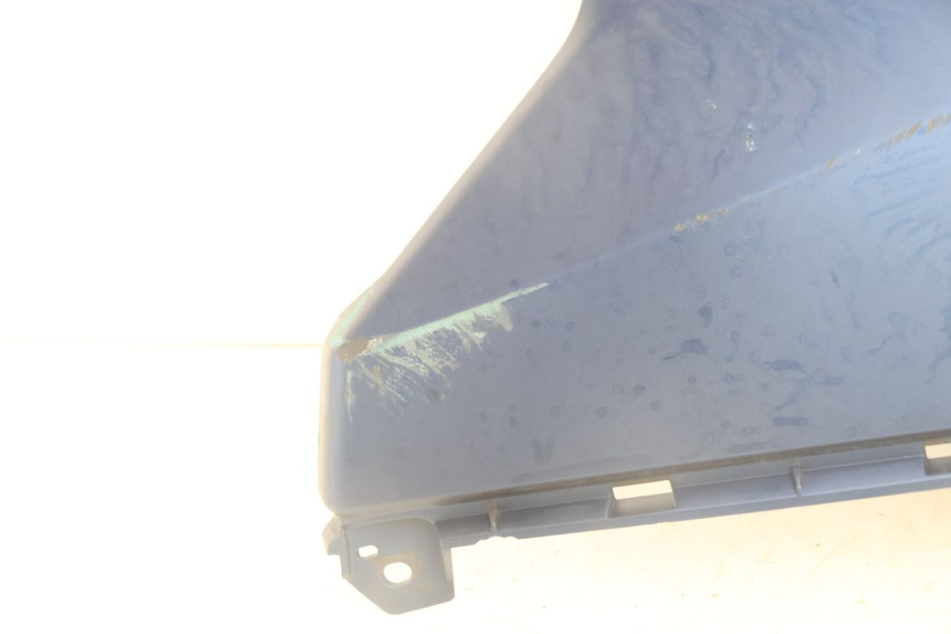 photo de FLANC LATERAL AVANT GAUCHE YAMAHA N-MAX NMAX 125 (2021 - 2024) - Détail de la pièce