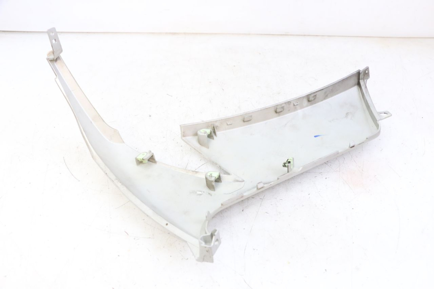 photo de FLANC LATERAL AVANT GAUCHE PEUGEOT CITYSTAR 2T 50 (2018 - 2021)