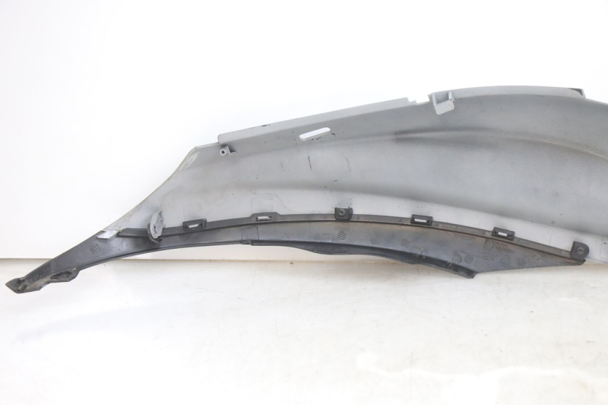 photo de FLANC LATERAL AVANT GAUCHE PIAGGIO MEDLEY 125 (2016 - 2023)