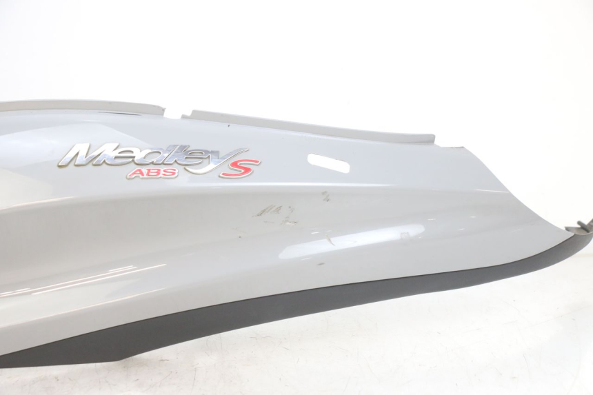 photo de FLANC LATERAL AVANT GAUCHE PIAGGIO MEDLEY 125 (2016 - 2023)