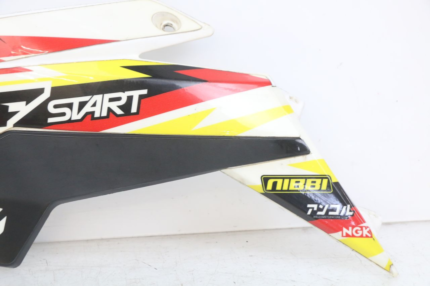 photo de FLANC LATERAL AVANT GAUCHE YCF R-START 125