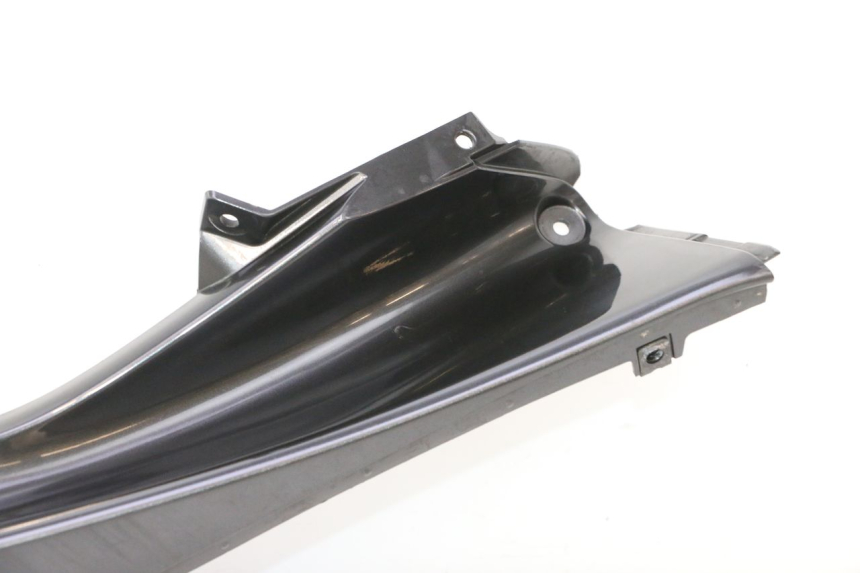 photo de FLANC LATERAL AVANT GAUCHE SUPERIEUR YAMAHA YZF R6 600 (2008 - 2009) - Détail de la pièce