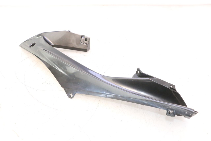 photo de FLANC LATERAL AVANT GAUCHE SUPERIEUR YAMAHA YZF R6 600 (2008 - 2009) - Points de fixation