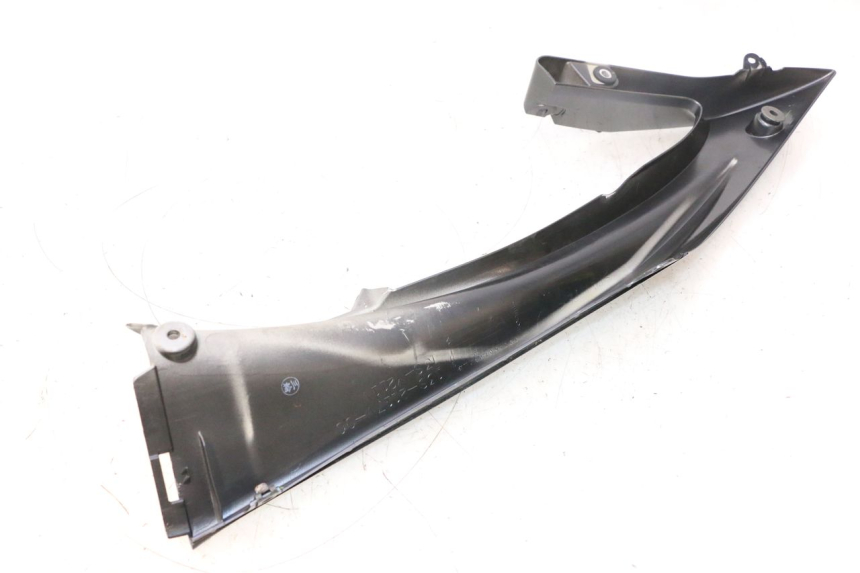 photo de FLANC LATERAL AVANT GAUCHE SUPERIEUR YAMAHA YZF R6 600 (2008 - 2009) - Pièce contrôlée
