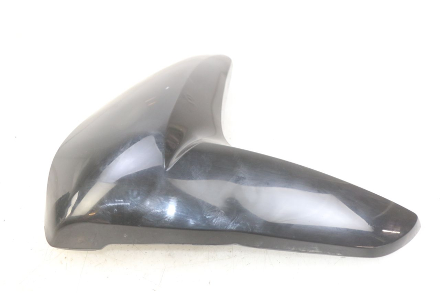 photo de FLANC LATERAL AVANT GAUCHE SYM WOLF SB 125 (2011 - 2018)