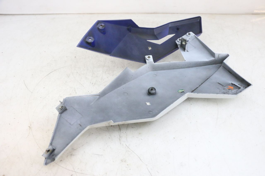 photo de FLANC LATERAL AVANT GAUCHE KSR TR SM 50 (2015 - 2018) - Vue d’ensemble