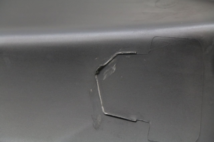 photo de FLANC LATERAL AVANT GAUCHE YAMAHA XMAX X-MAX ABS 125 (2014 - 2016)