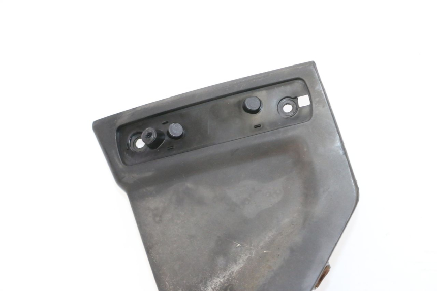 photo de FLANC LATERAL AVANT GAUCHE YAMAHA XMAX X-MAX 125 (2006 - 2009) - Pièce contrôlée