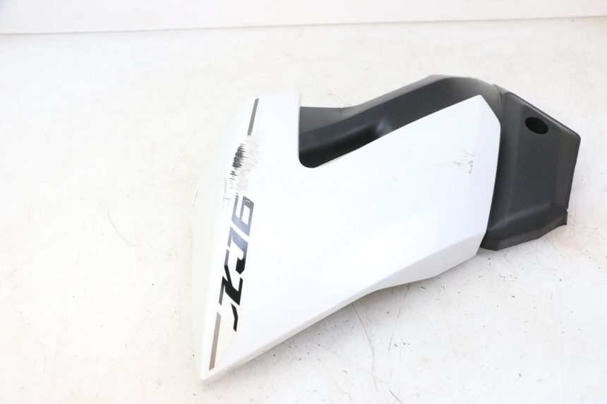 photo de FLANC LATERAL AVANT GAUCHE YAMAHA XJ6 ABS 600 (2008 - 2016)