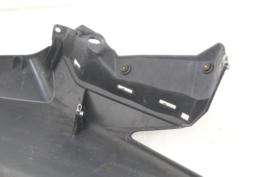photo de FLANC LATERAL AVANT GAUCHE YAMAHA XP T-MAX TMAX 500 (2008 - 2012)
