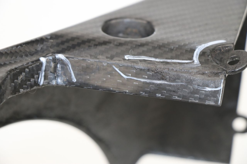 photo de FLANC LATERAL AVANT GAUCHE YAMAHA YZF R1M R1 M 1000 (2015 - 2020)