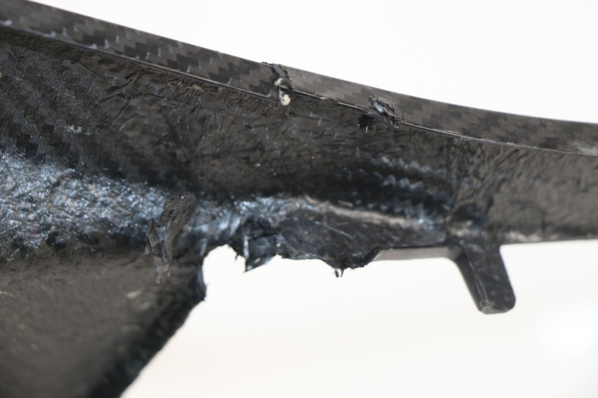 photo de FLANC LATERAL AVANT GAUCHE YAMAHA YZF R1M R1 M 1000 (2015 - 2020)